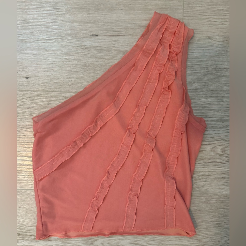 Coral pink one shoulder mesh top with pattern! Size small and only worn once!